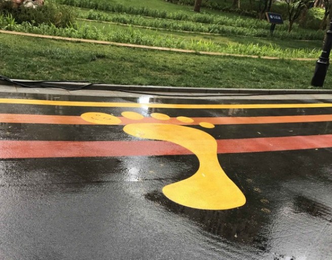 沥青改色路面